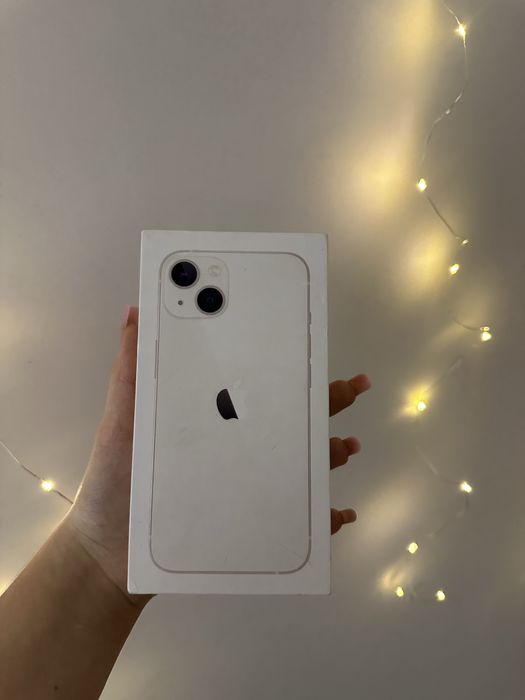 Продам iPhone 13