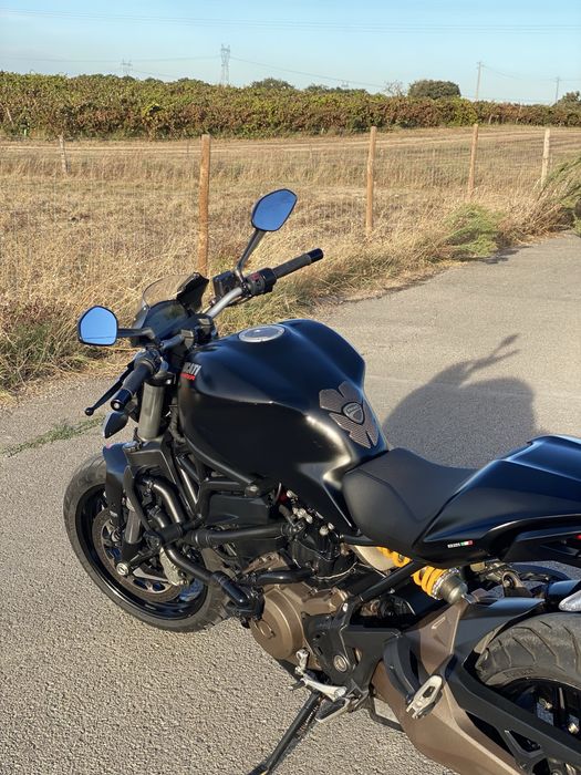 Ducati Monster 821 Dark