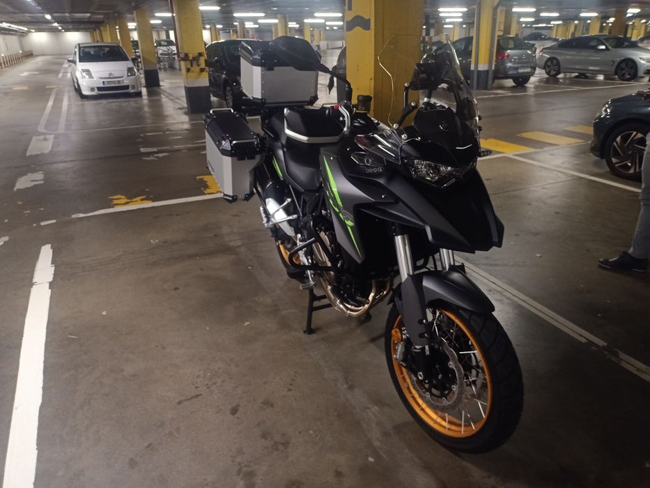 Vendo Qj SRT 700X
