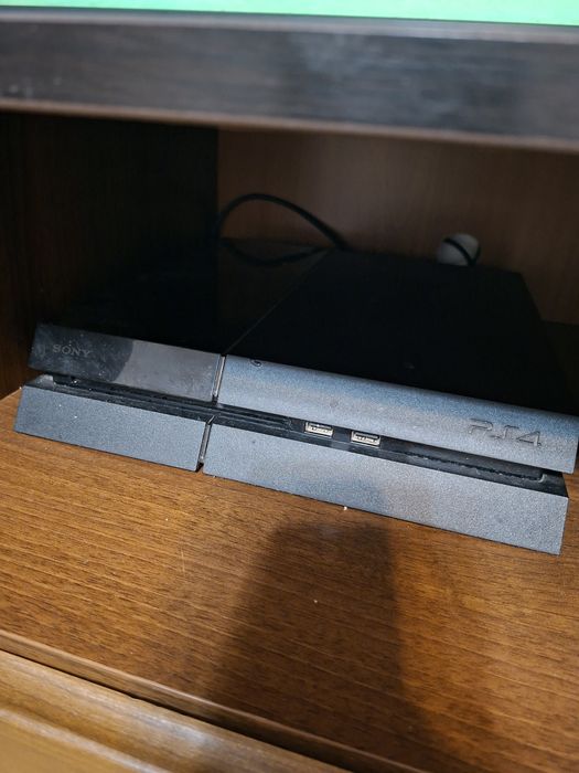 Sprzedam Play Station 4