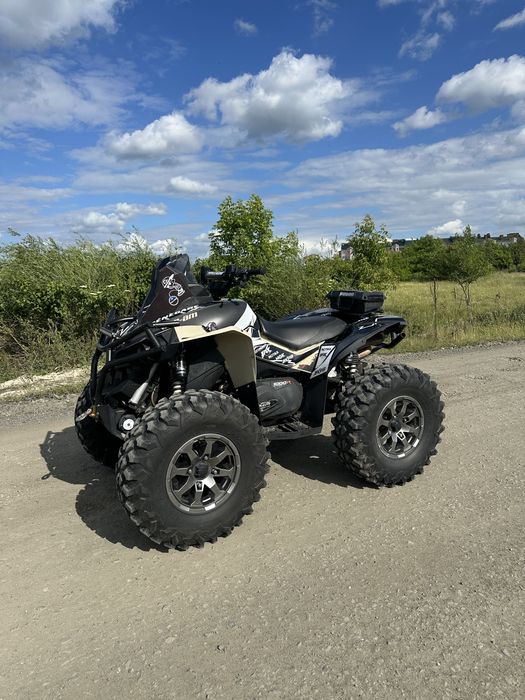 BRP Can-Am Renegade 1000R