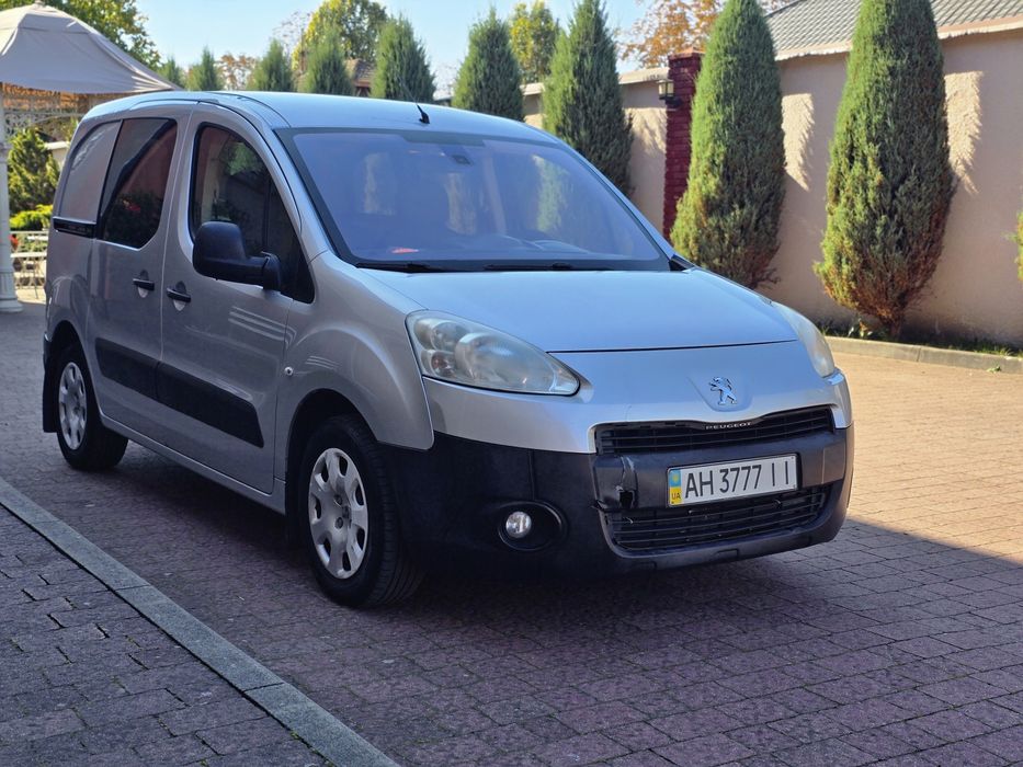 Peugeot Partner 2012 рік 1.6 HDI