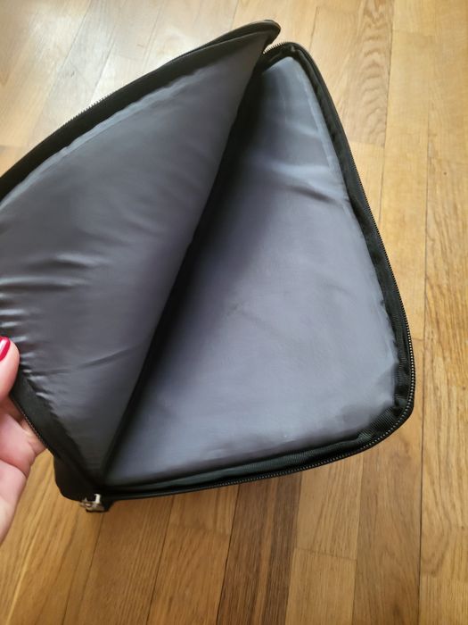 Чехол сумка для нетбука Case Logic ELS-111 (Black)