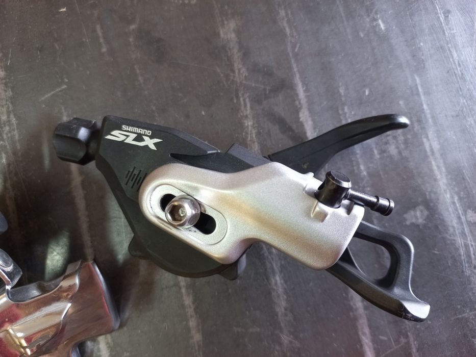 Передня перекидка і манетка Shimano SLX FD-M671 & SL-M670-B