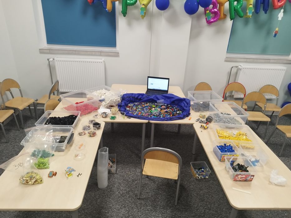 LEGO na sztuki, kilogramy