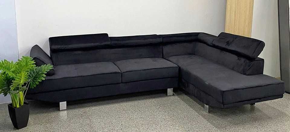 Sofá de canto novo com chaise longue + portes por 657€