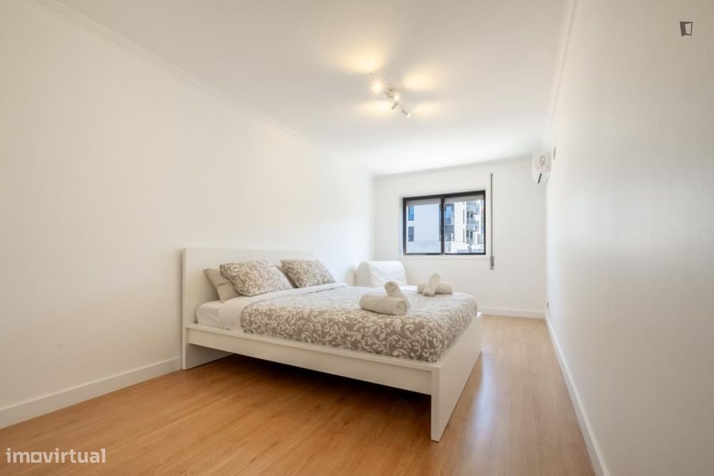 Apartamento com 3 quartos - localizado em Mafamude Porto