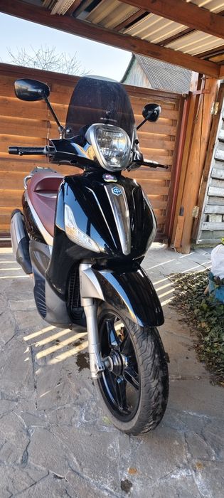 Piaggio Beverly 350