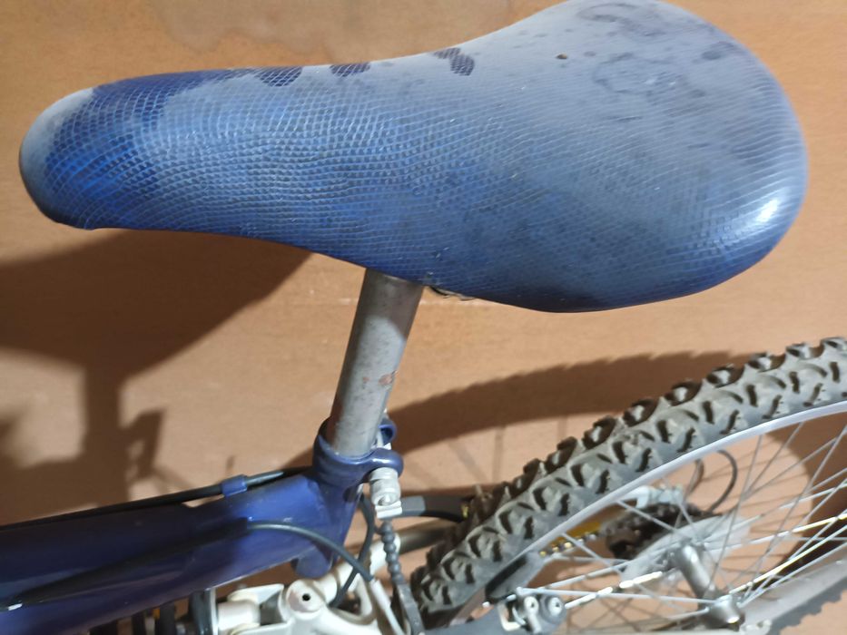 Bicicleta quase nova