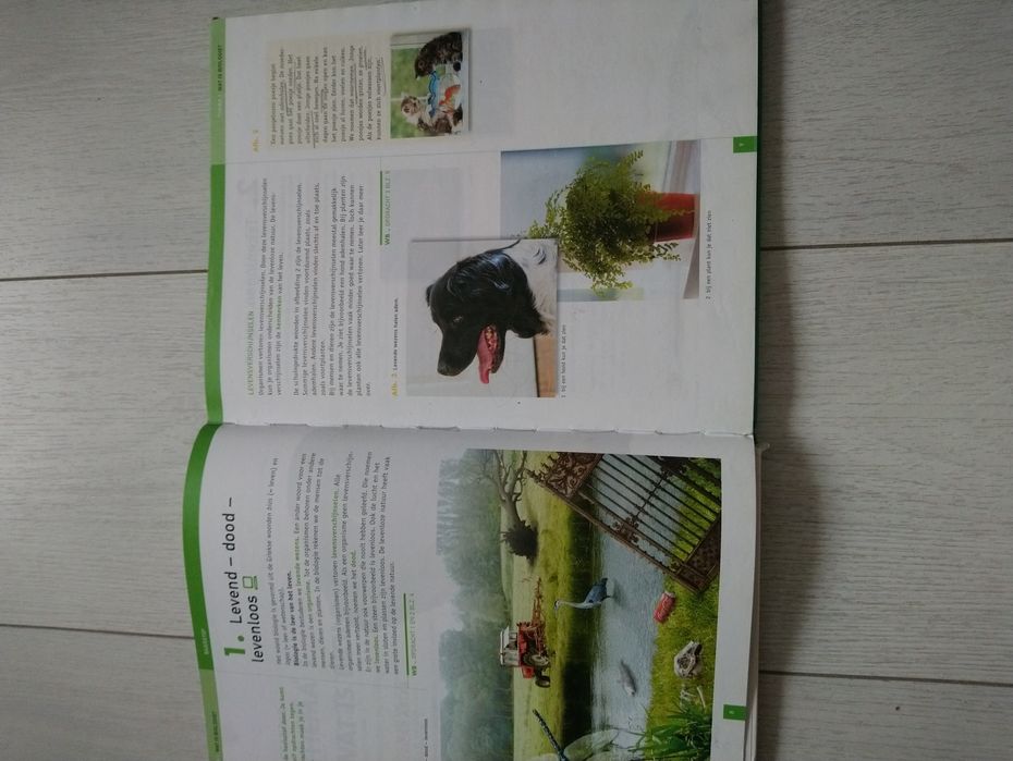 Книга біологія на нідерландській мові