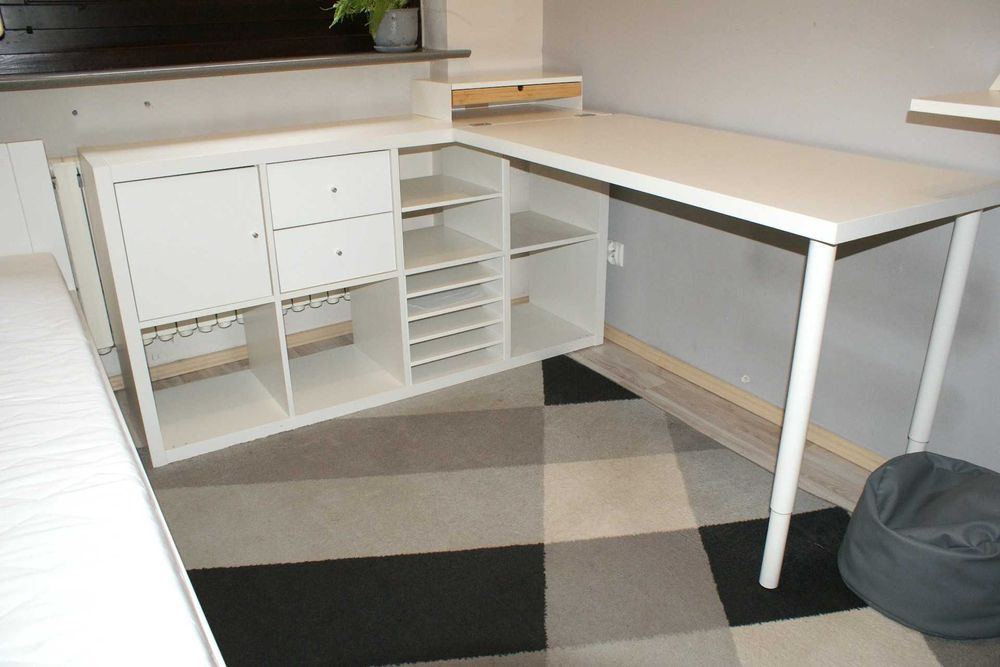 meble młodzieżowe biurko IKEA łóżko szafa białe materac regał 90 200