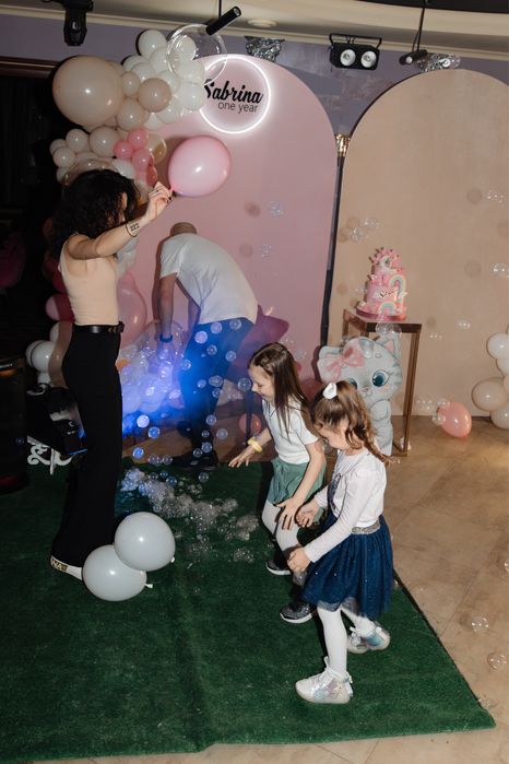 Аніматри Бульбашкове Шоу (мыльных пузырей )