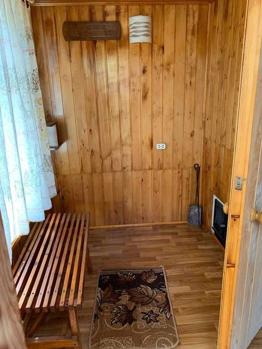 Продаж земельної ділянки з будинком в Чернігівській обл., с. Клочків