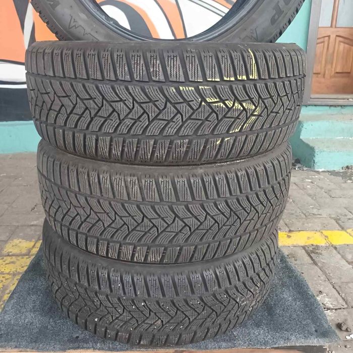 Шини резина НОВА (9мм)215/55R-17 НОВА!!