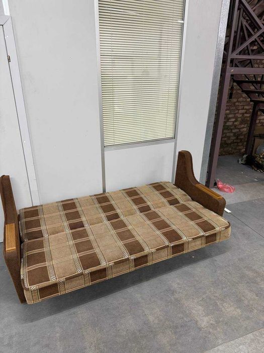 Спальний розкладний диван