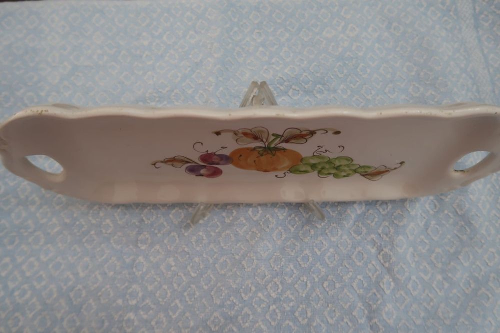 Rectangular ceramic serving dish with fruit decoration436004254573537281