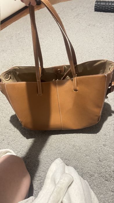 Сумки бренду Polene