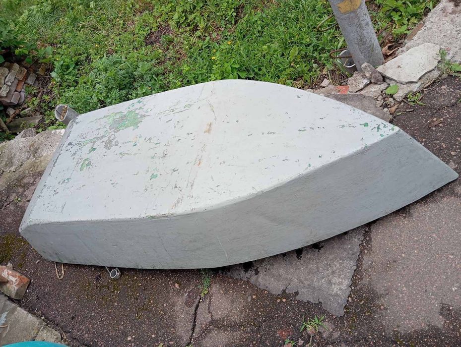 Продам  лодку скловолокно
