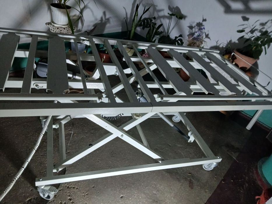 Ліжко для людей з обмеженими можливостями