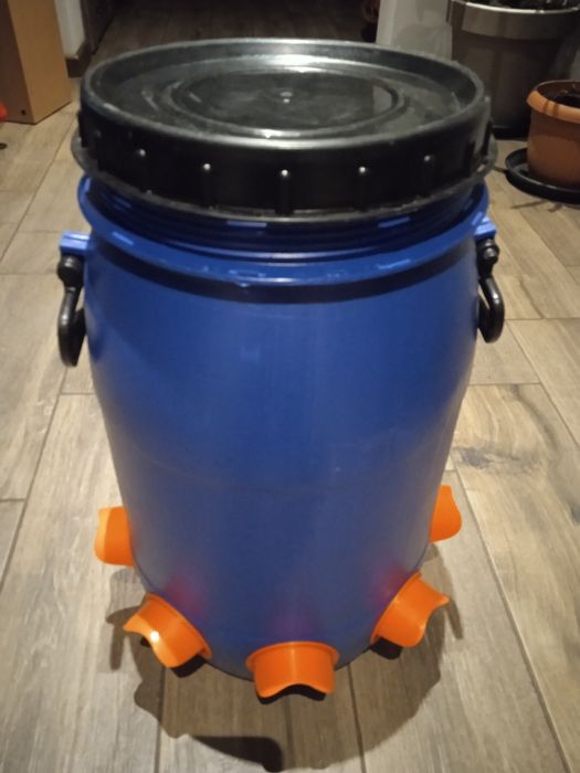 Karmidło dla kur 30kg