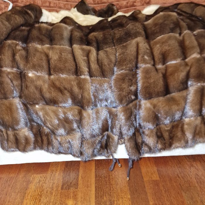 Норкова шуба, дуже красива