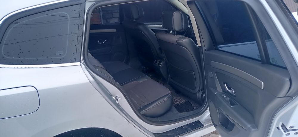 Продам Рено Лагуна