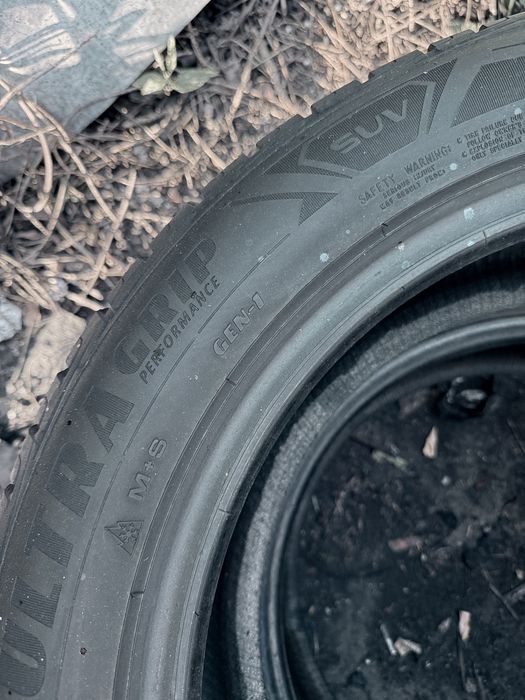 225 55 18 Goodyear UltraGrip Perfomane Gen 1 Suv 85% 2024 Шини Зима