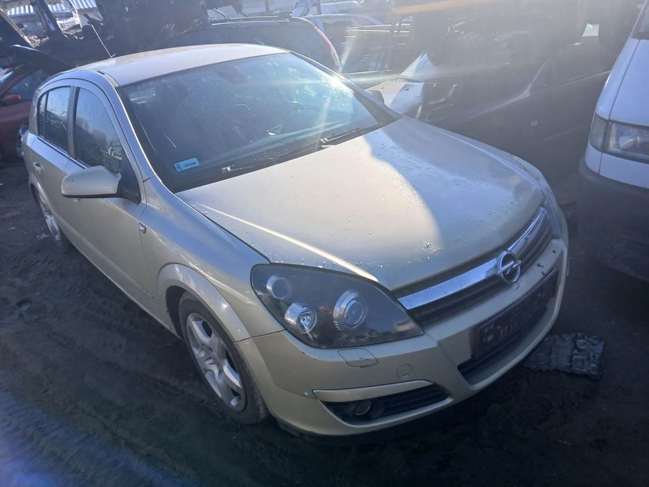 opel astra h z40h maska zderzak lampa grill błotnik drzwi zbiornik paliwa szyba lusterko klamka