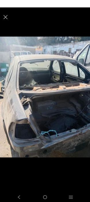 BMW 318 gasolina para peças 99