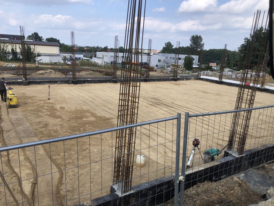 Koparka wywrotka wolne terminy wykopy koparką kołową