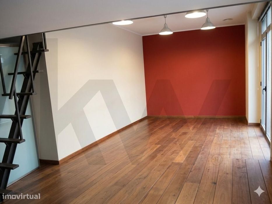 Loja comercial  em zona Central de Matosinhos Sul