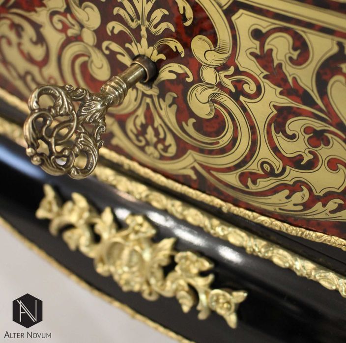 Elegancki stolik - toaletka w stylu Boulle