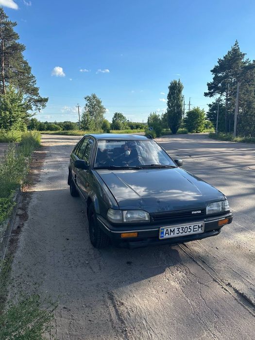 Продам Mazda 323