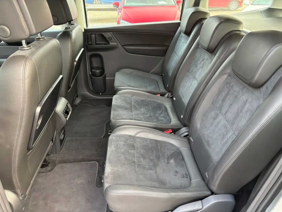 Volkswagen Sharan      2019