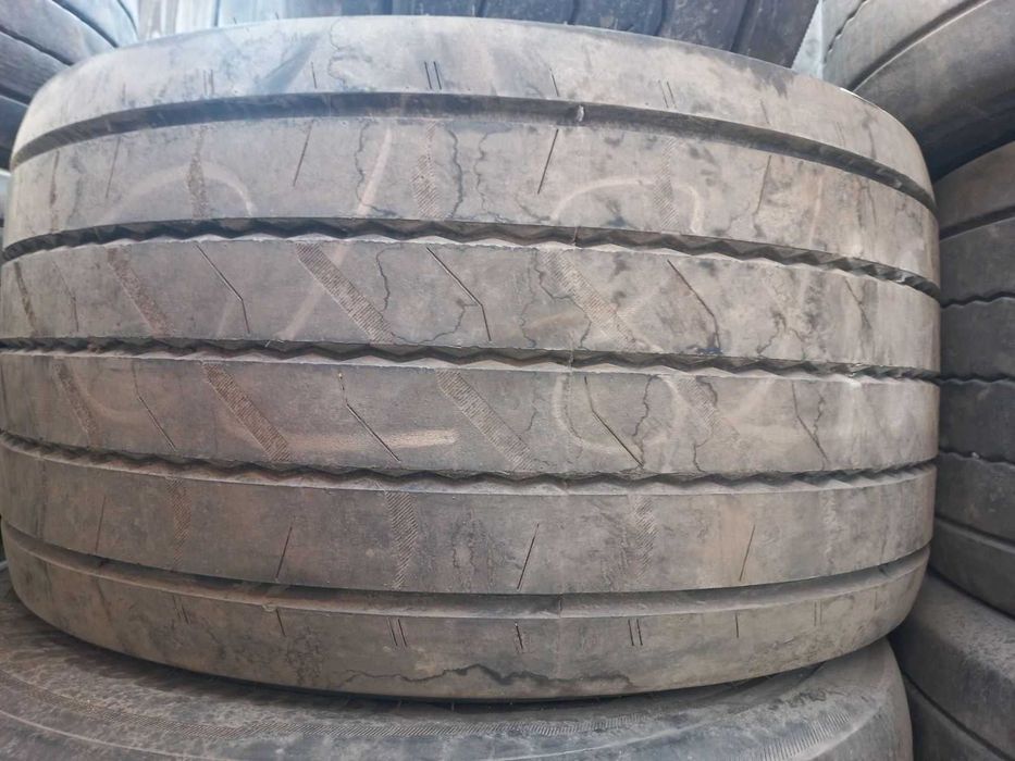 Шини MEGA  435/50R19.5  причіп БУ з Європи 9–13 мм 2022–2023 Continental  Київ Доставка Нова Пошта САТ
