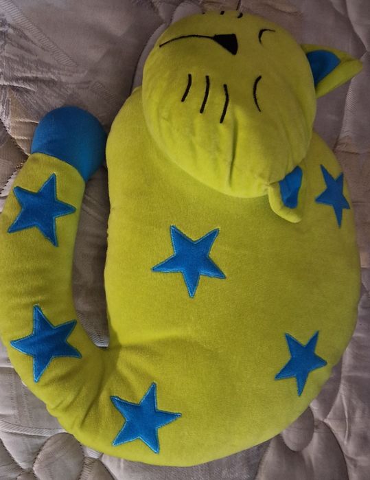 2 almofadas decorativas para quarto de criança! São di gato preto