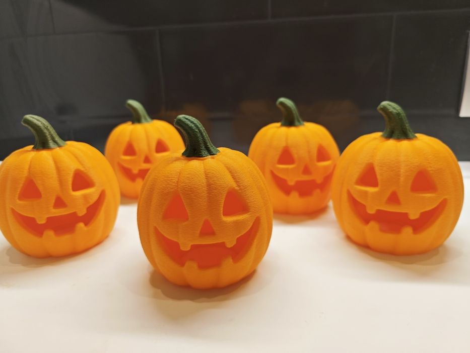 Dynie ozdobne na Halloween
