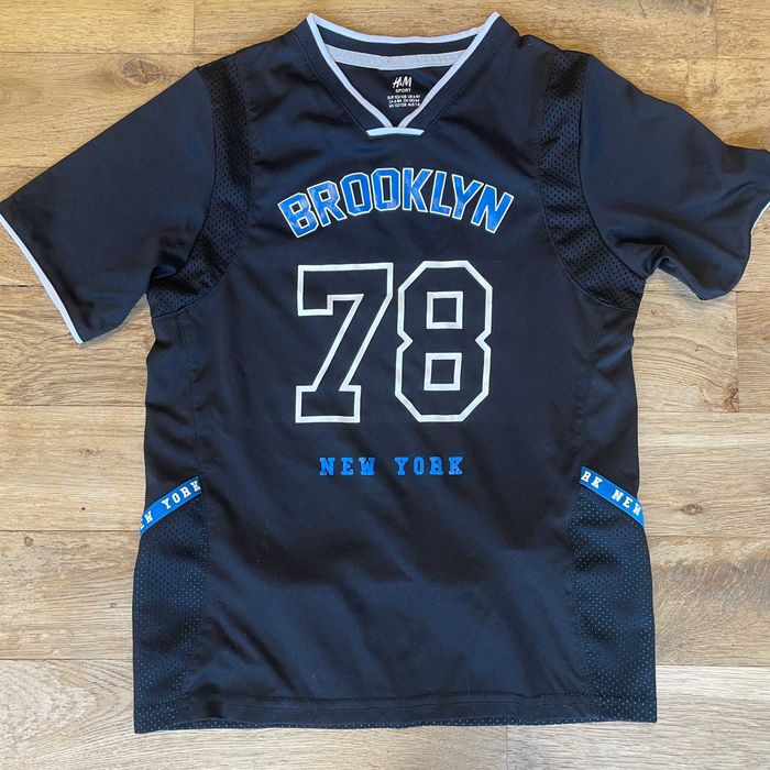 H&m Brooklyn T-shirt Dziecko Chłopak Modny 122/128 Cm 6-8 Lat