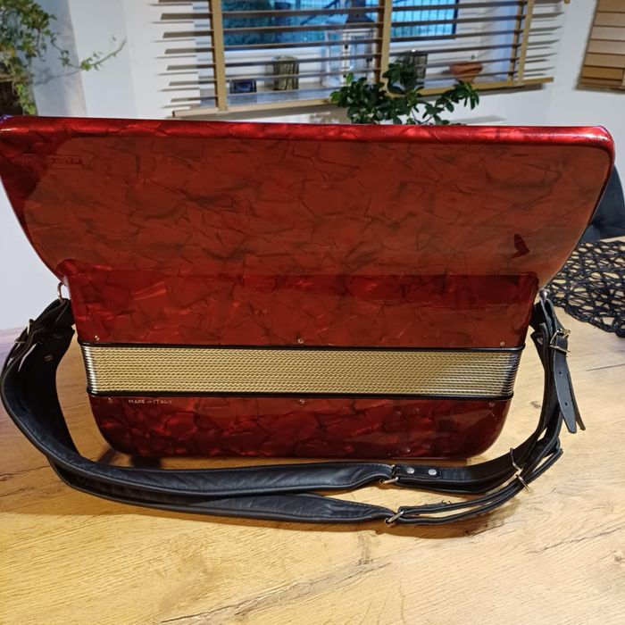 Akordeon włoski Galanti 120 basów 4/5 chóry