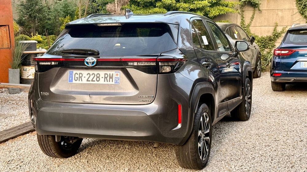Toyota Yaris Cross 4x4 ,automat , hybryda , OKAZJA !!!