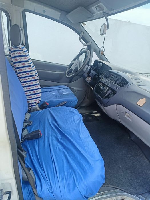 Mitsubishi L 400