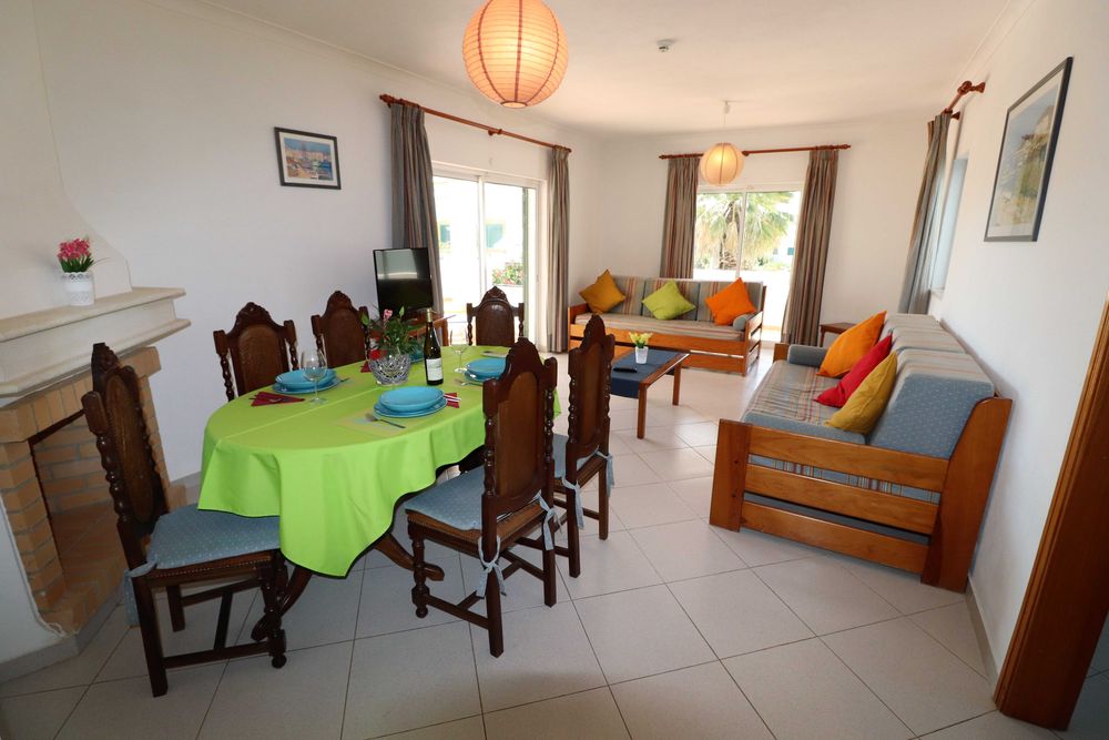 Excelentes apartamentos, T2 para 4-6 pessoas, Piscina, Ferreiras-ALBUFEIRA