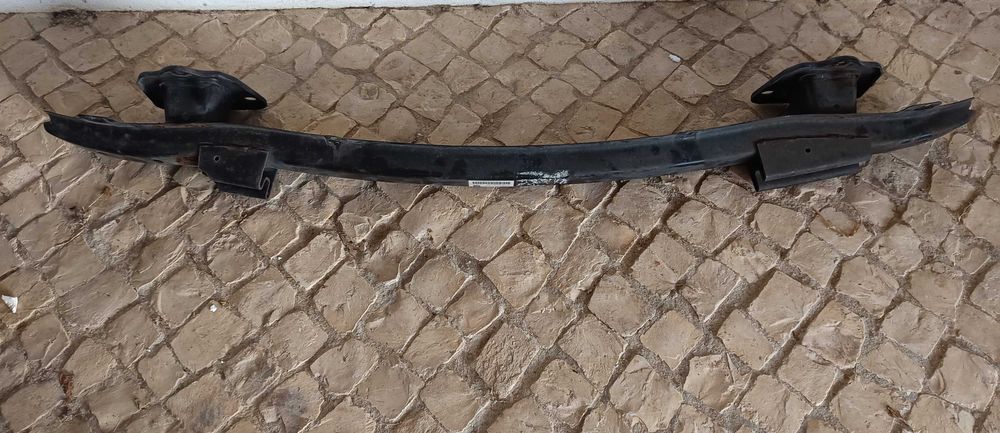 BMW Serie 1 E81/E87 - Reforço de parachoque traseiro