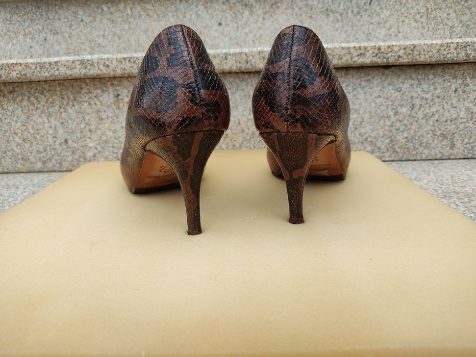 Sapatos em pele, Massimo Dutti
