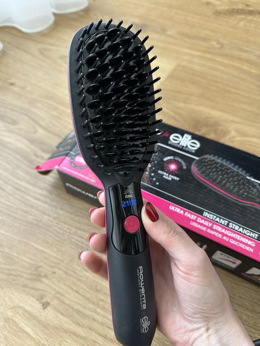 Щітка-вирівнювач для волосся Rowenta instant straight elite