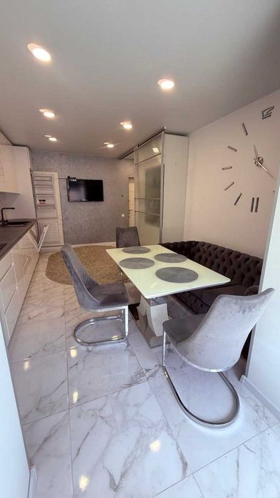 ПРОДАЮ шикарна 3к квартира ЖК "RIVER PARK" Набережна Перемоги