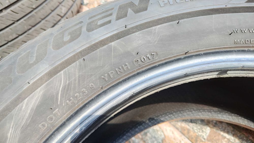 2 шини Kumho Crugen Premium 265/60R18