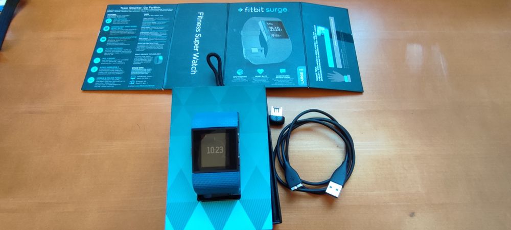 Fitbit Surge zegarek sportowy Ekran dotykowy Bluetooth