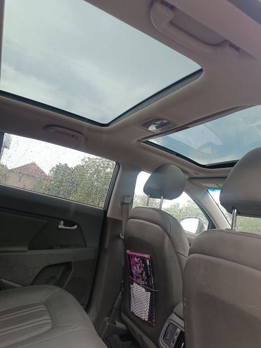 Продам Kia Sportage LX,  2.4,  2014 г.в.