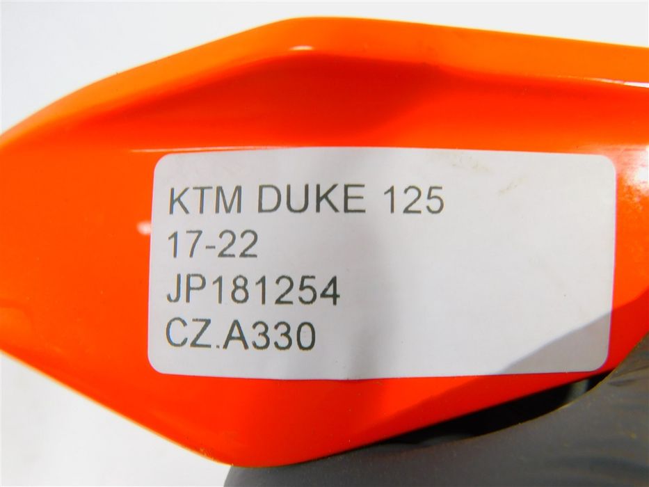 CZACHA CZASZA OWIEWKA PRZÓD KTM DUKE 125 17-22 JP181254